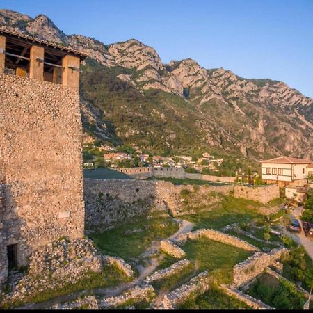 Rooms Emiliano Castle Of Kruja Dış mekan fotoğraf