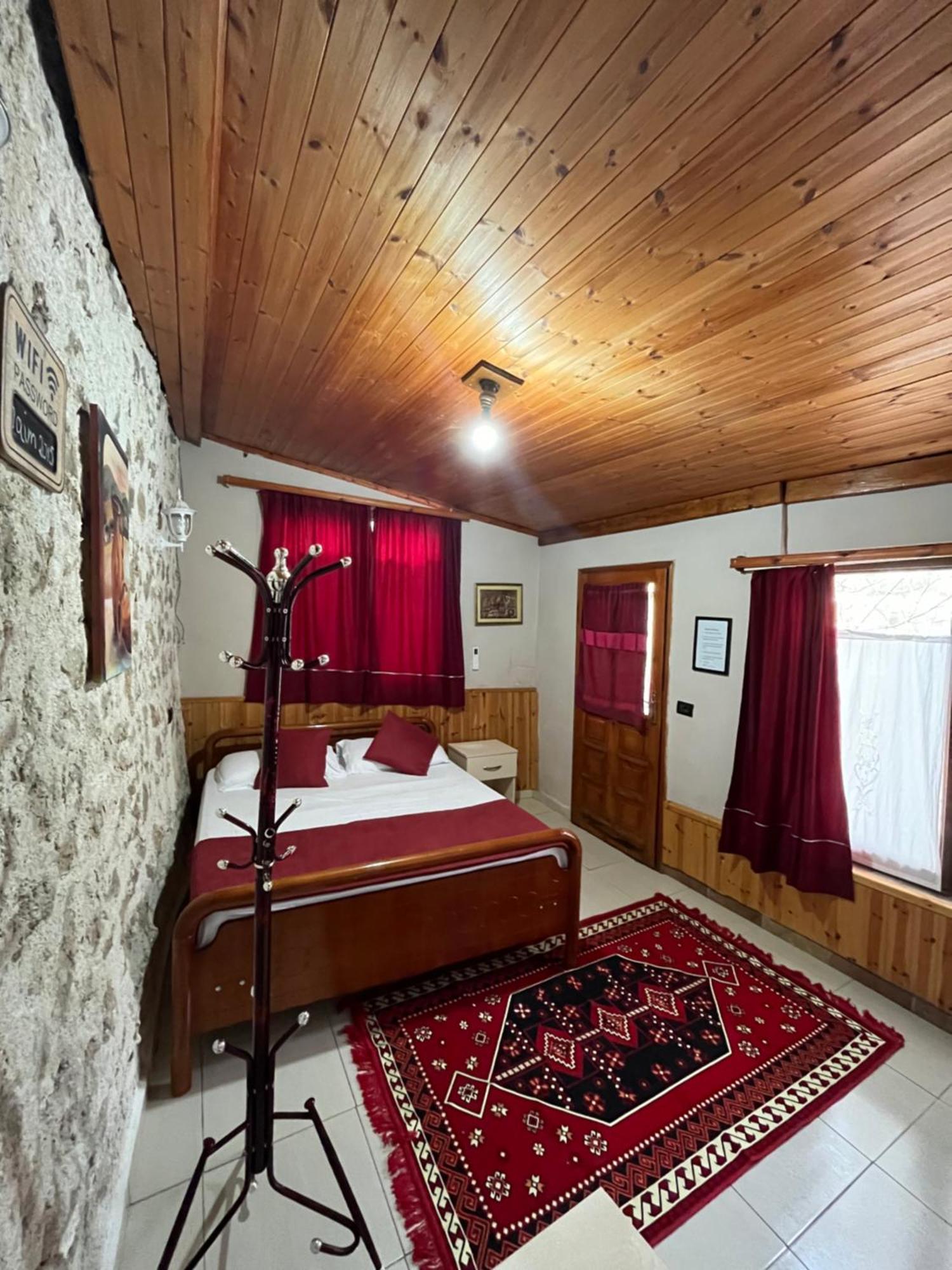 Rooms Emiliano Castle Of Kruja Dış mekan fotoğraf