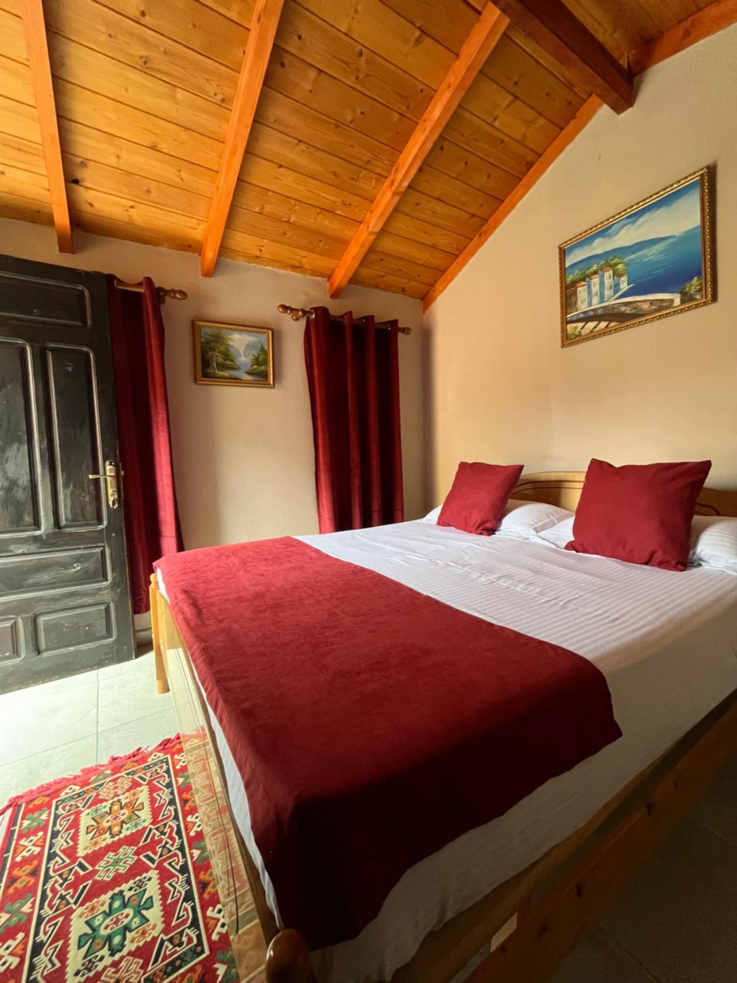 Rooms Emiliano Castle Of Kruja Dış mekan fotoğraf