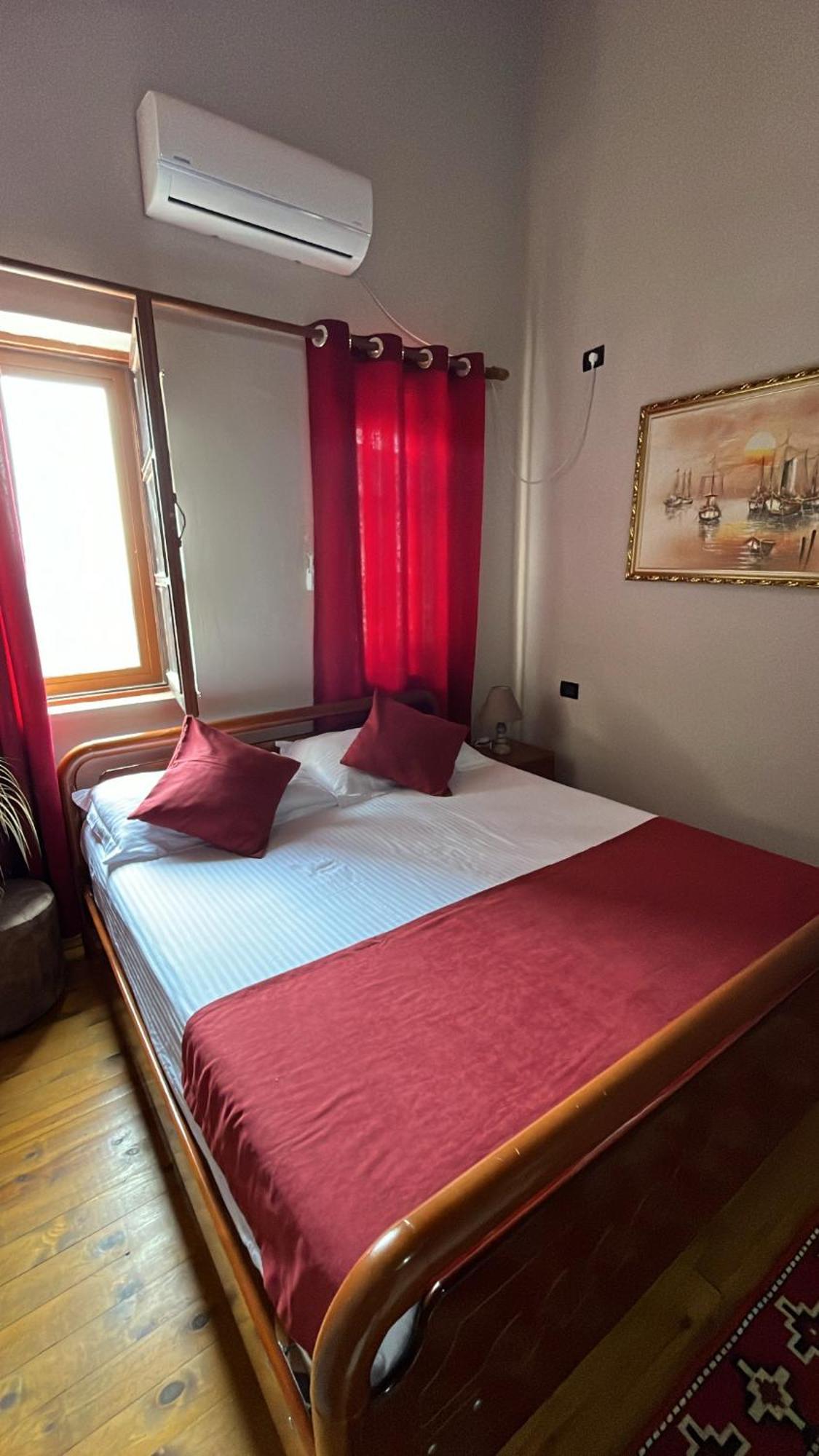 Rooms Emiliano Castle Of Kruja Oda fotoğraf