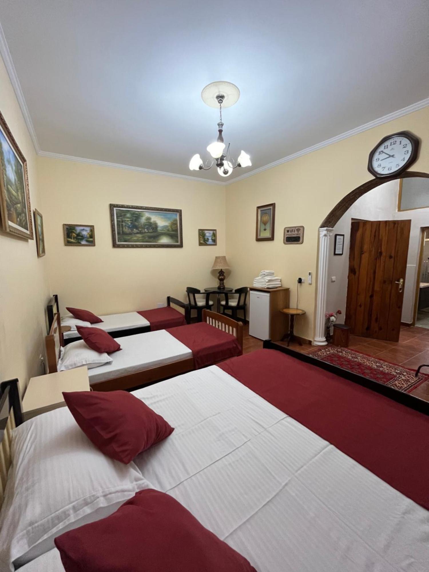 Rooms Emiliano Castle Of Kruja Oda fotoğraf